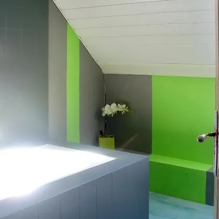 Maison Cosy A Avec Jardin Et Velos A Disposition